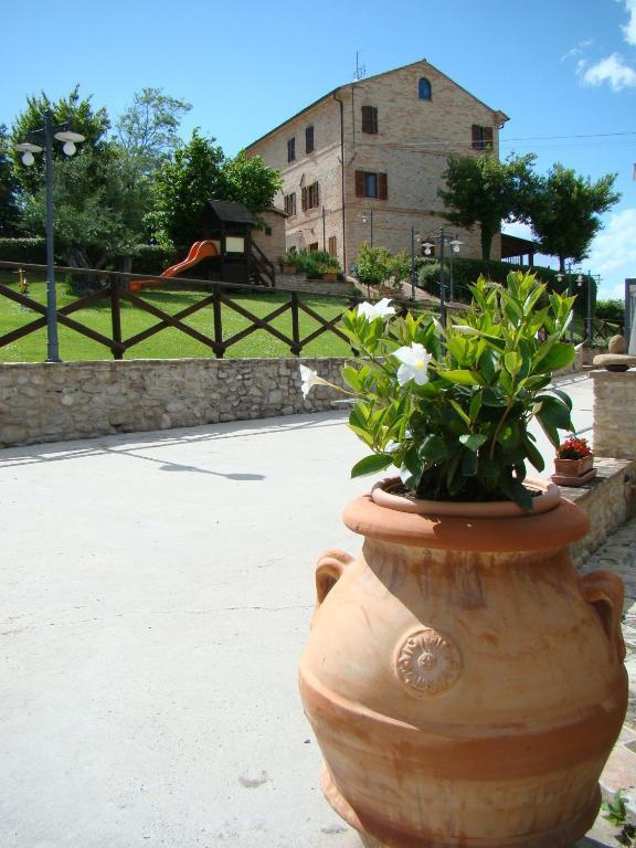 Agriturismo Vecchio Gelso Ortezzano Extérieur photo