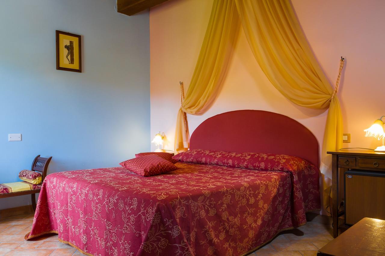 Agriturismo Vecchio Gelso Ortezzano Extérieur photo